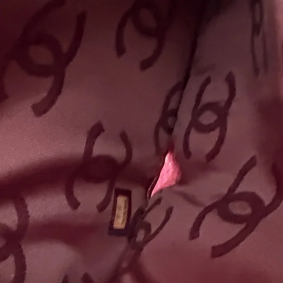 Chanel Coco kisslock wallet in fabric and leather - Picture 13 of 16